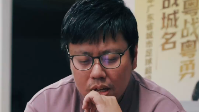 梅州球迷霸气喊话：篮球遗憾要在足球上找回！